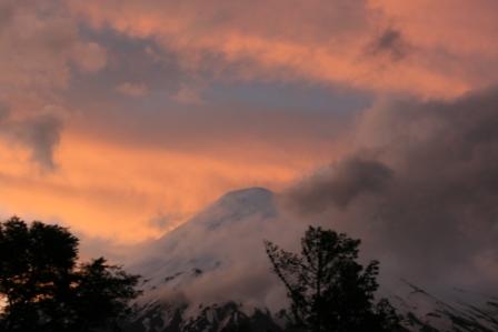 Vulkan Osorno bei Sonnenuntergang